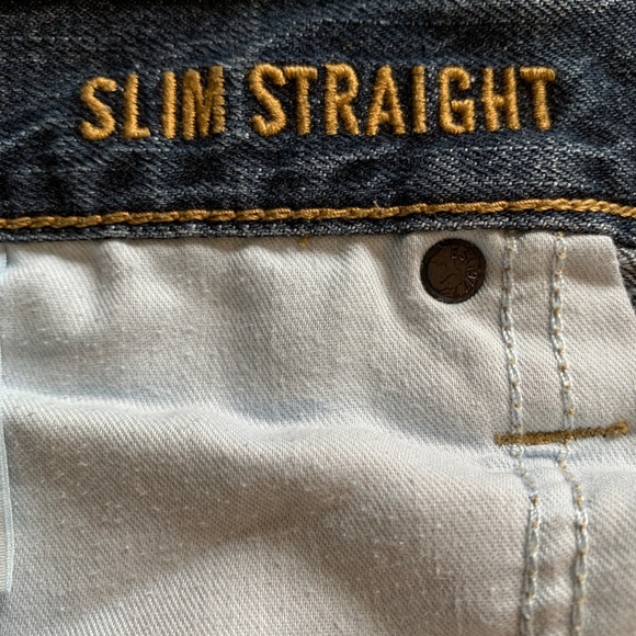 American Eagle Vintage 34” Medium Dark Wash Slim Straight Jeans - Picture 4 of 5